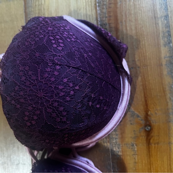 Pink Bra - Picture 4 of 4